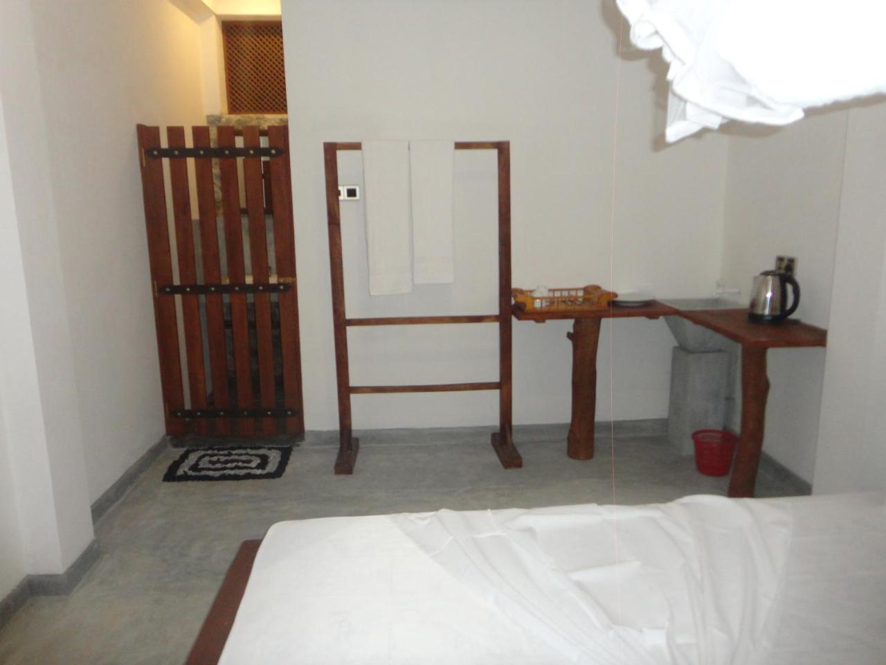 The Green Station Hotel Dikwella Exterior foto